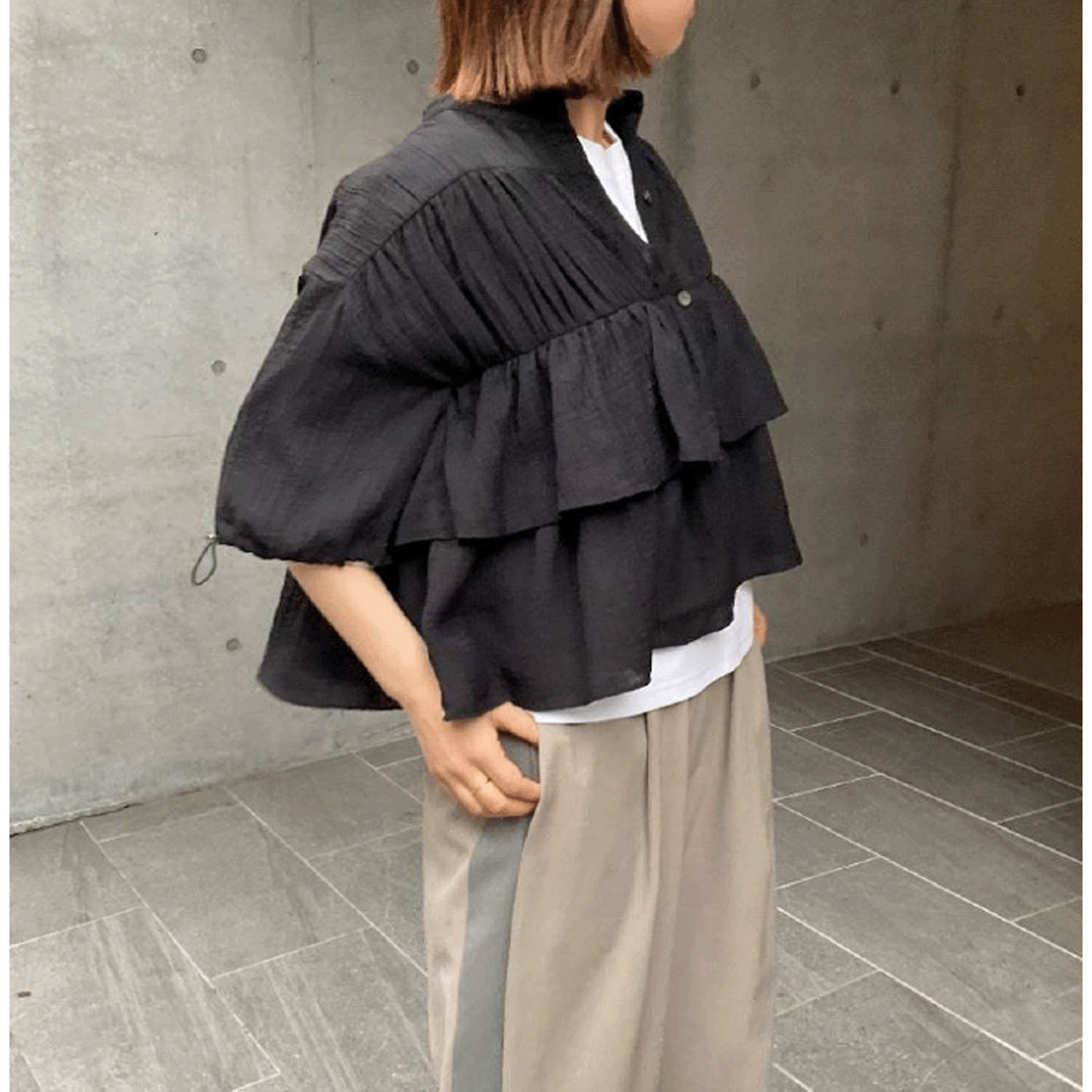 【動画あり】Anna Kerry シアーティアードブラウス