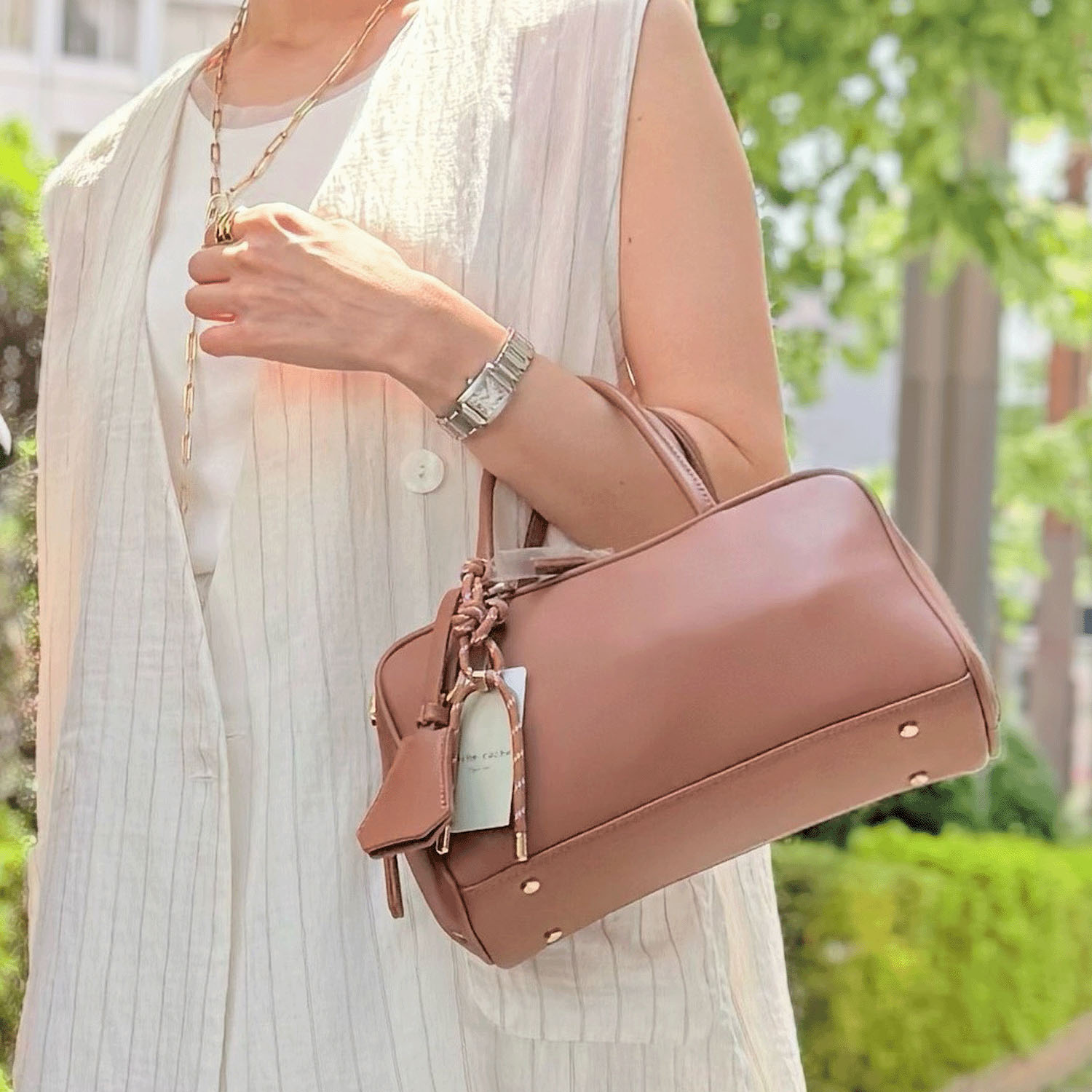 【InstaLive】cachecache チャーム付横長ボストン