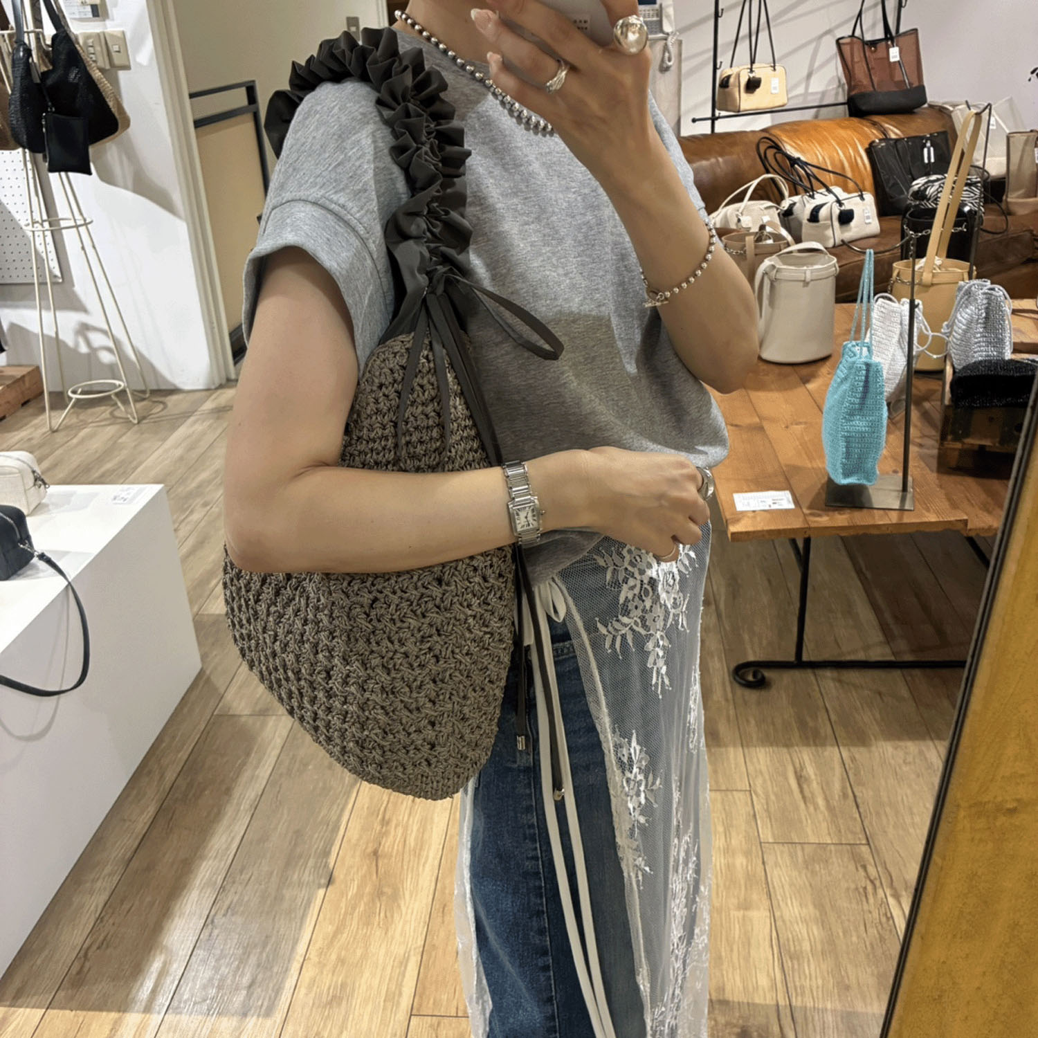 【Insta Live】cachecache ドロストフリルハンドル地柄編みトート - 画像3