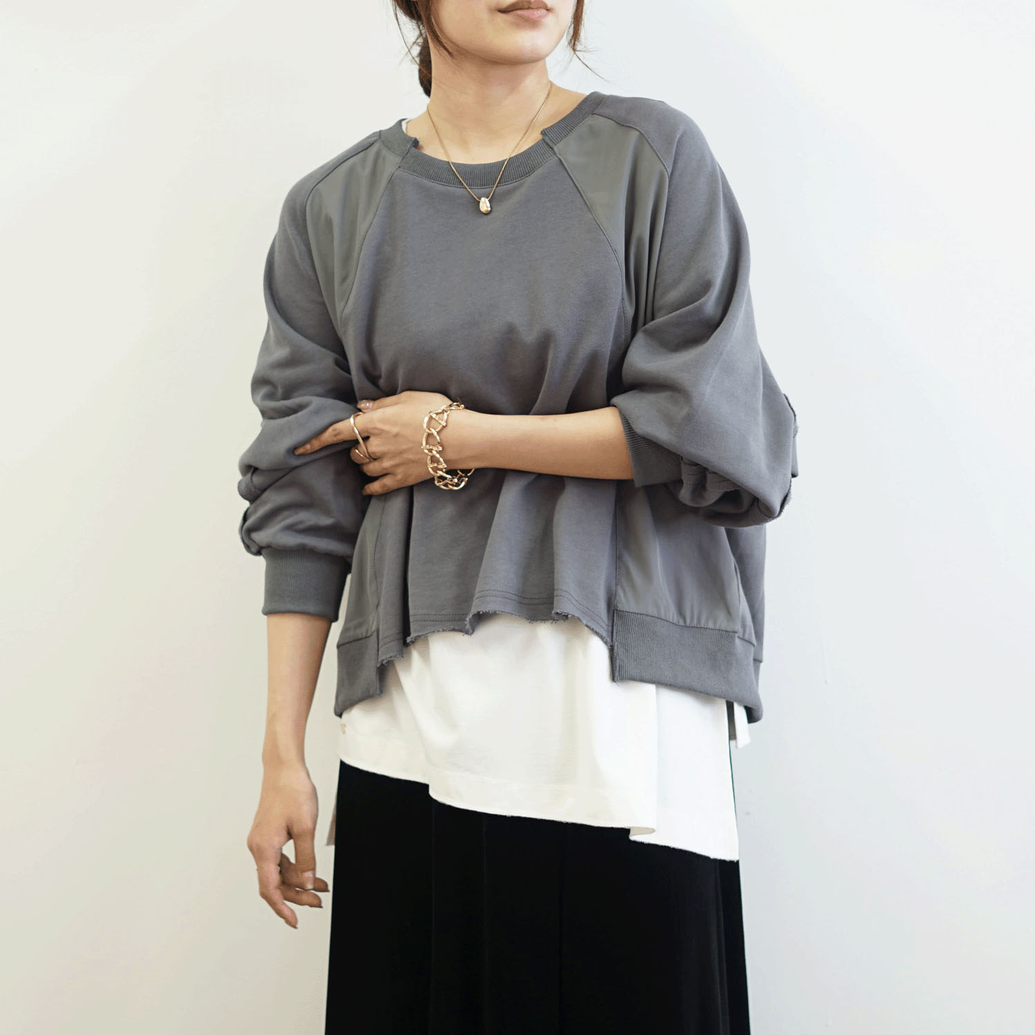 SEVEN SENSE 脇高！重ね着にも使えるアシメタンク - 画像15