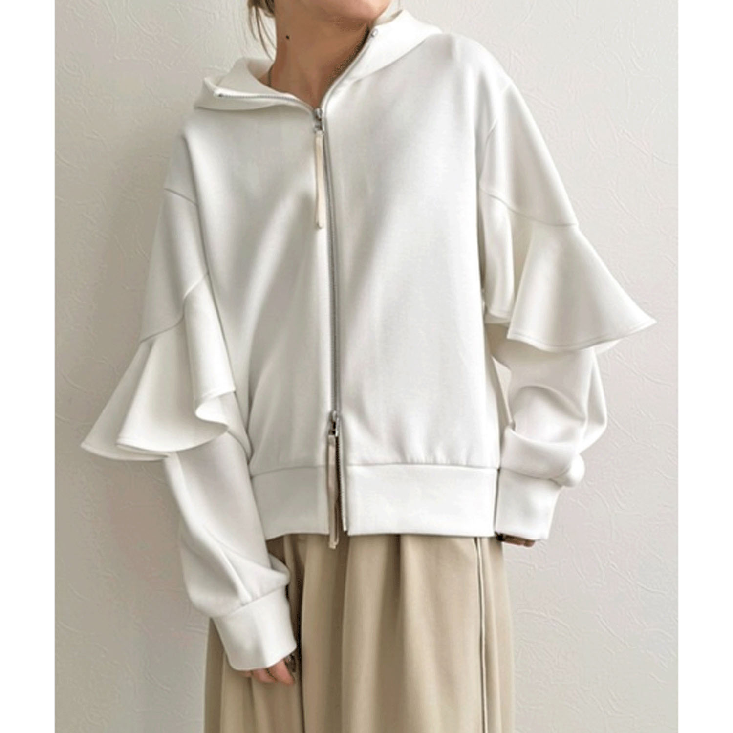 LHELBIE  ラッフルスリーブジップパーカ