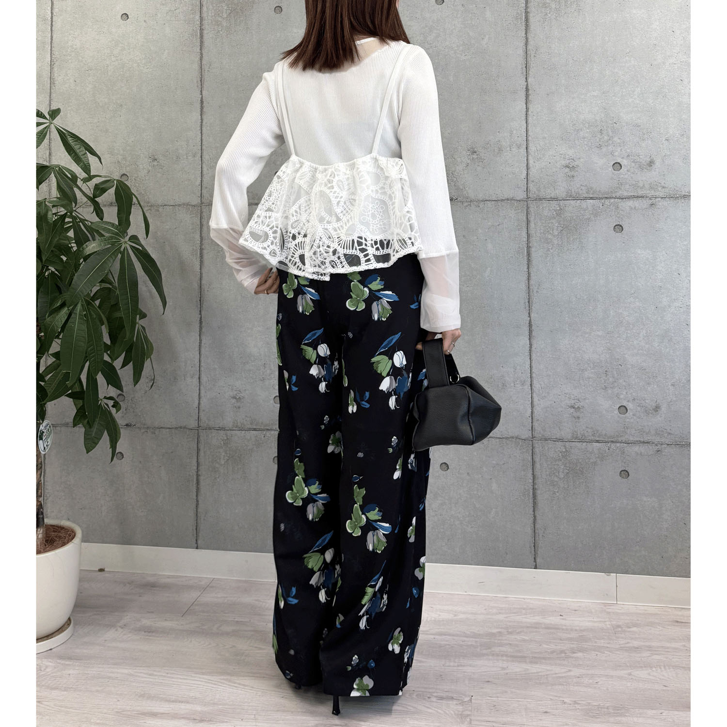 ROSIEE ニュアンス花柄イージーパンツ - 画像4