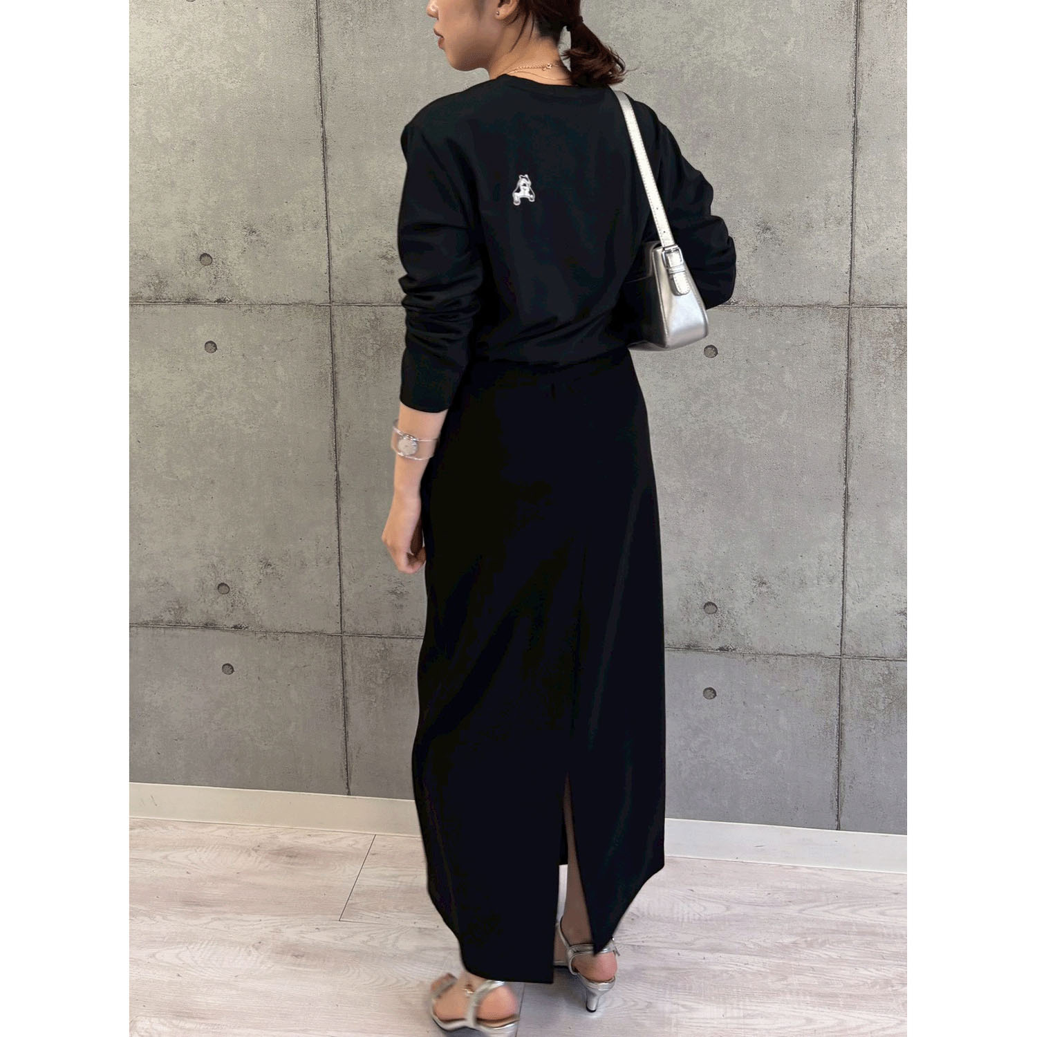 ROSIEE 前後フレンチブルドッグワッペン風刺繍ロンT - 画像16