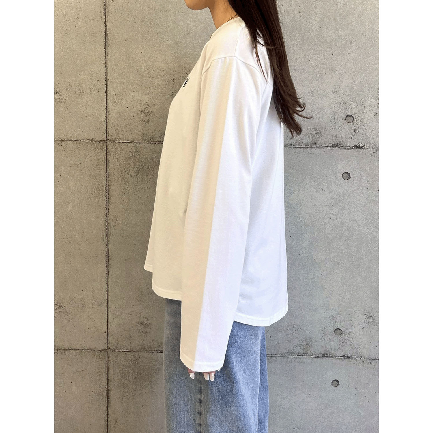 ROSIEE 前後フレンチブルドッグワッペン風刺繍ロンT - 画像3