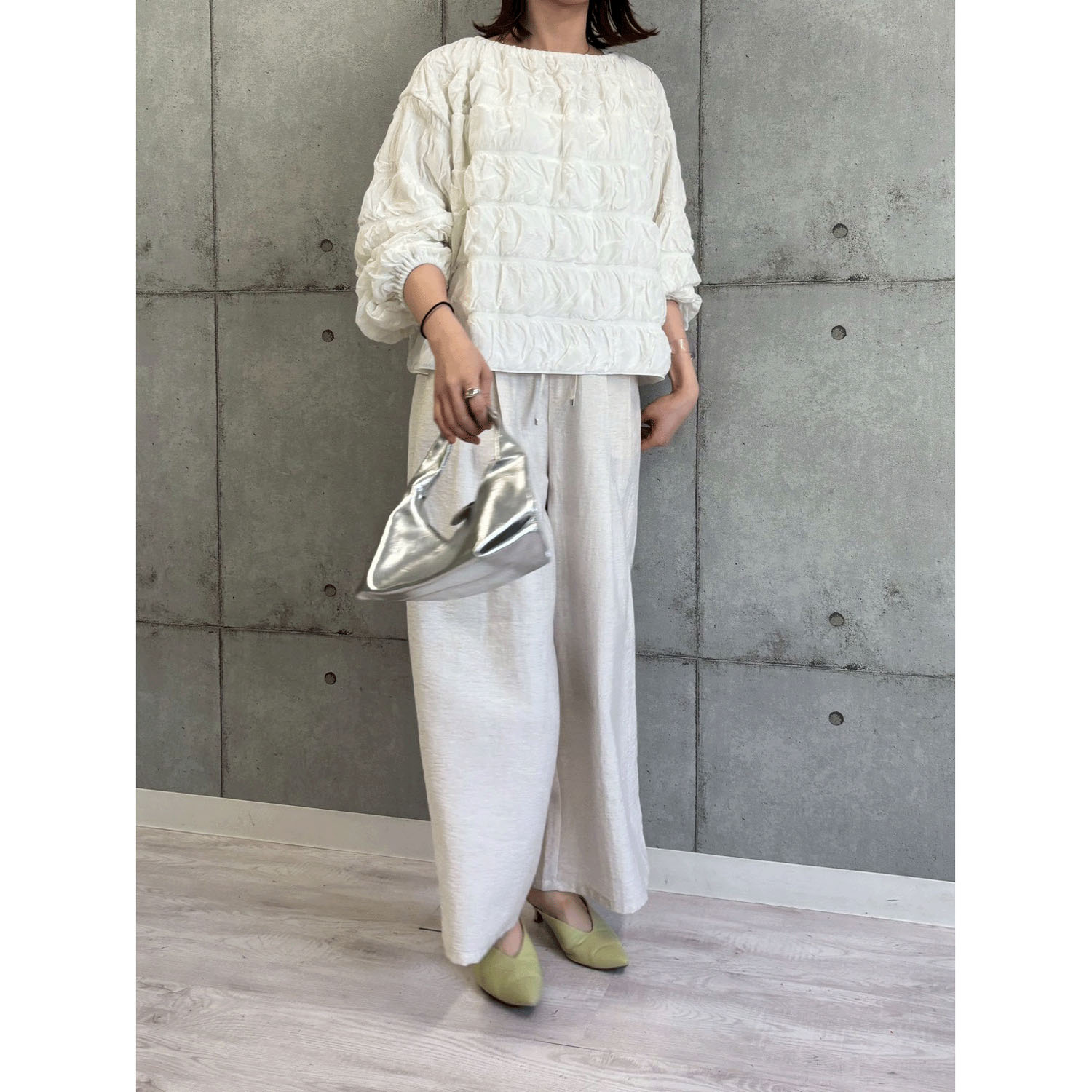 ROSIEE シャーリング魔法ブラウス - 画像11