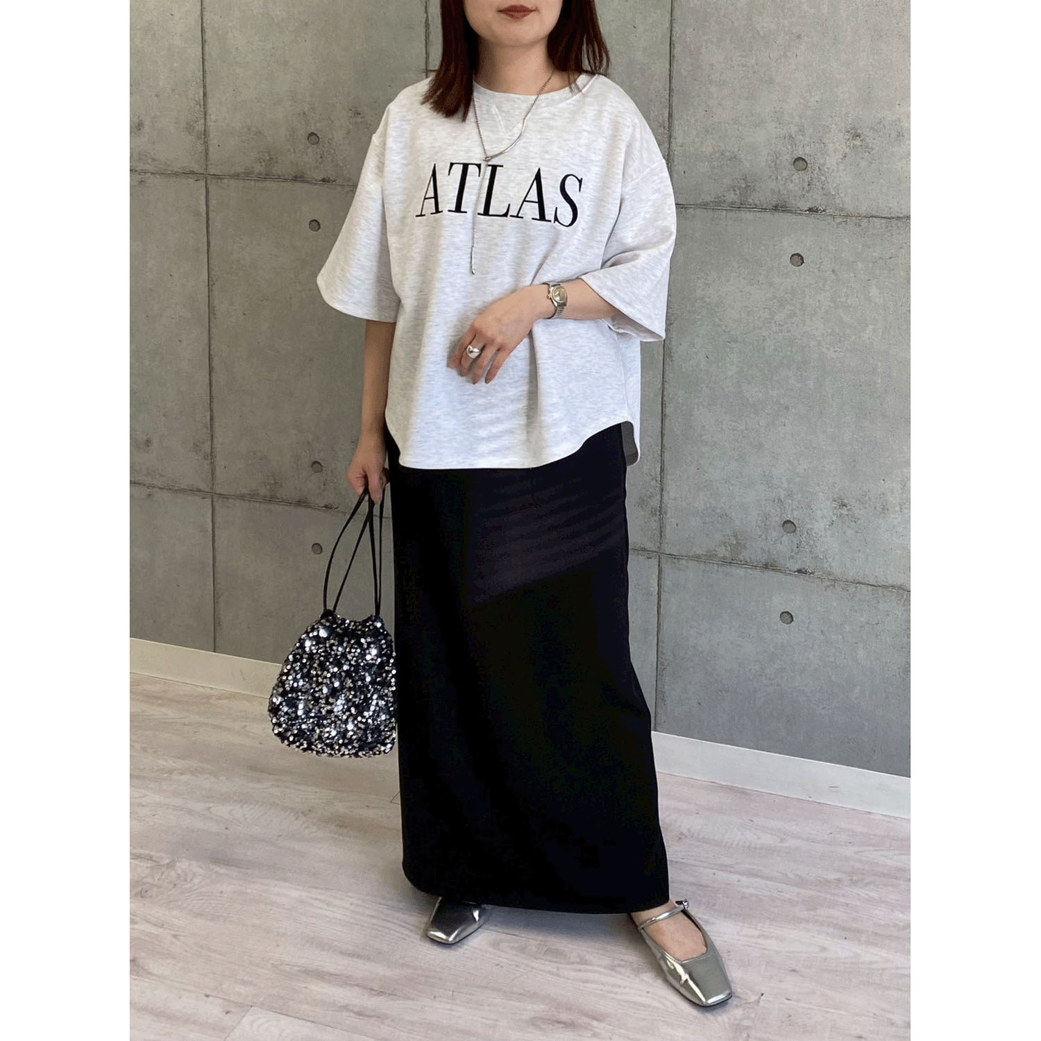 ROSIEE ロゴ刺繍5分袖トップス - 画像2