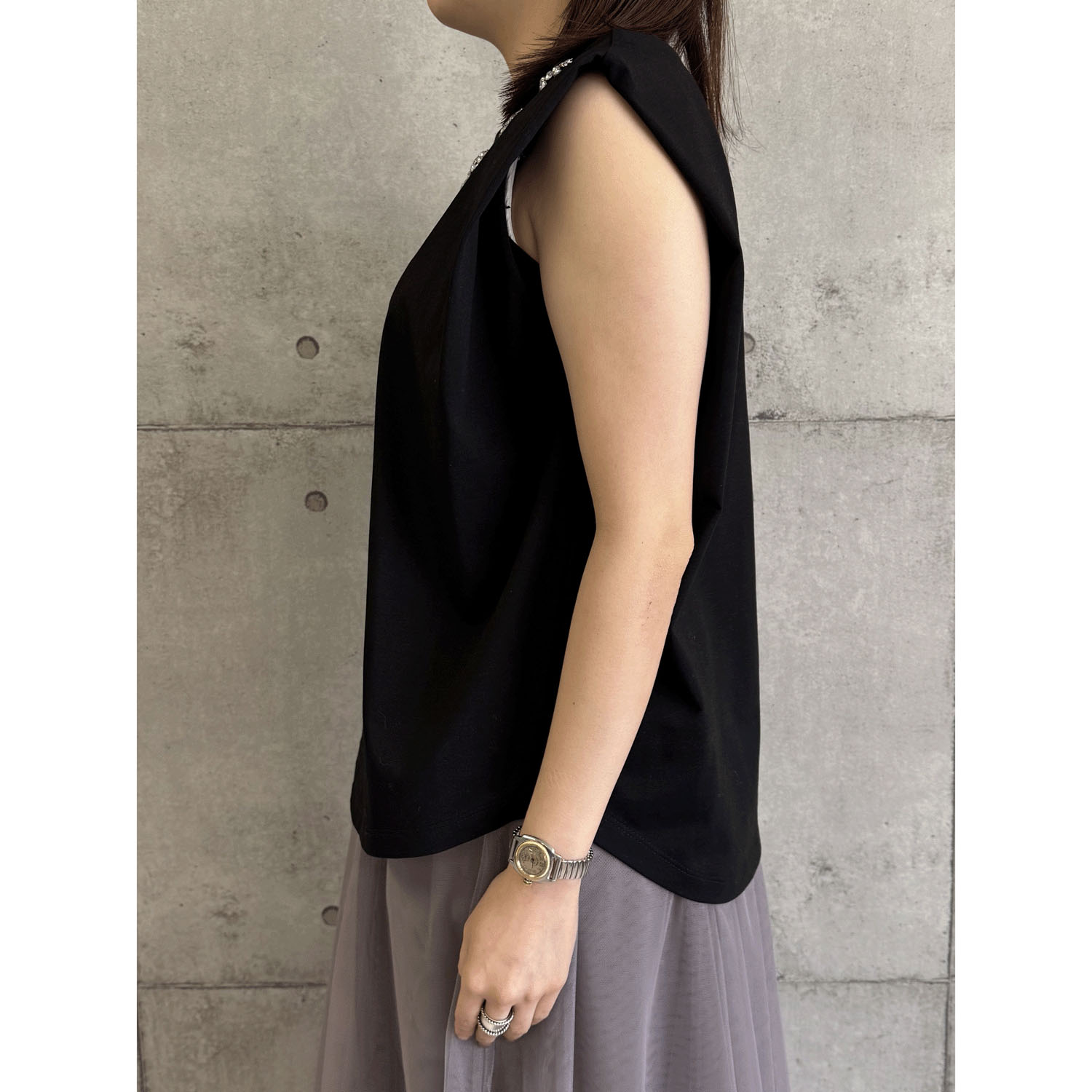 ROSIEE 星ビジューノースリーブTシャツ - 画像16