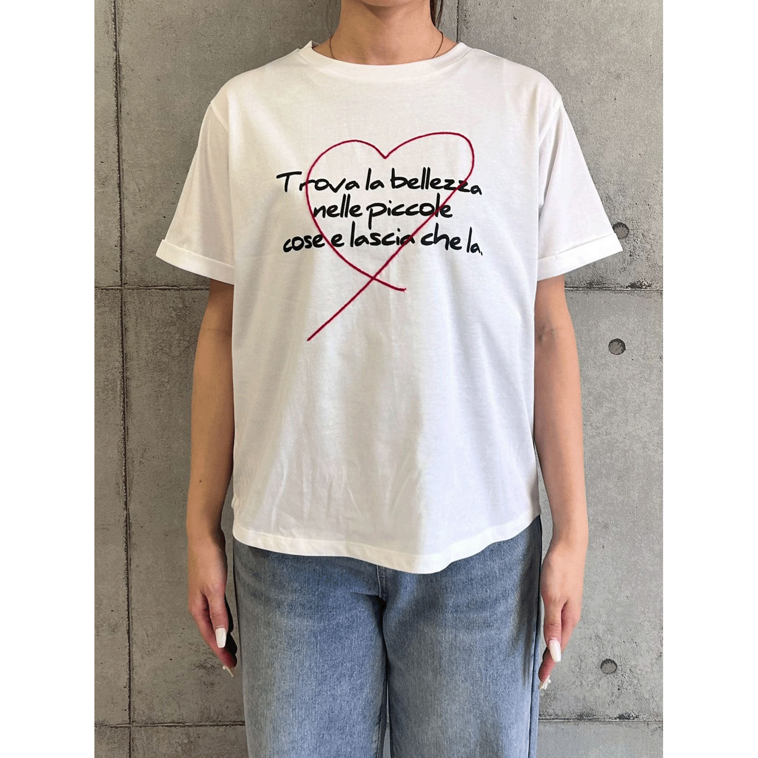 ROSIEE ハート刺繍×手書き風ロゴプリントTシャツ - 画像6