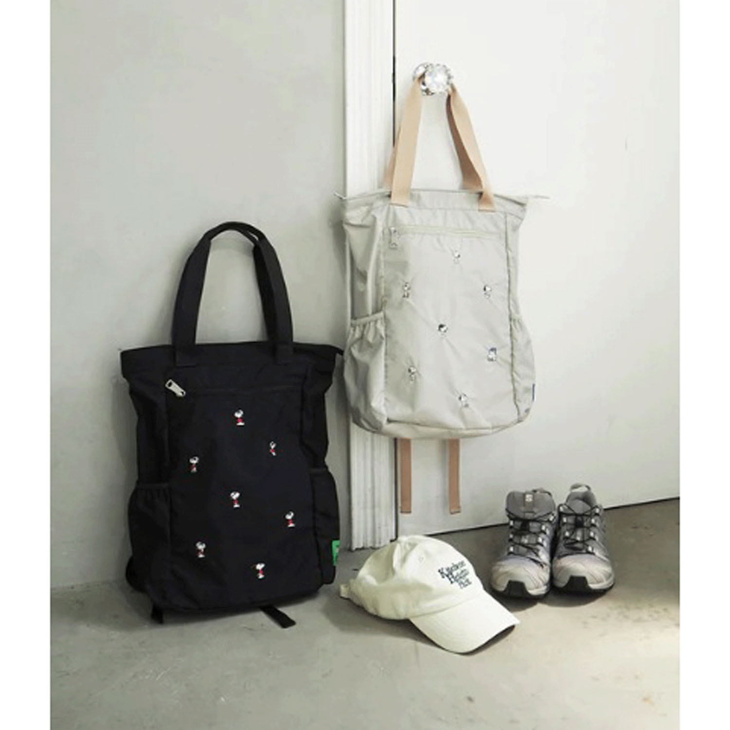 スヌーピー（PEANUTS） SOLEILポケッタブル2WAYリュック BLACK - 画像2