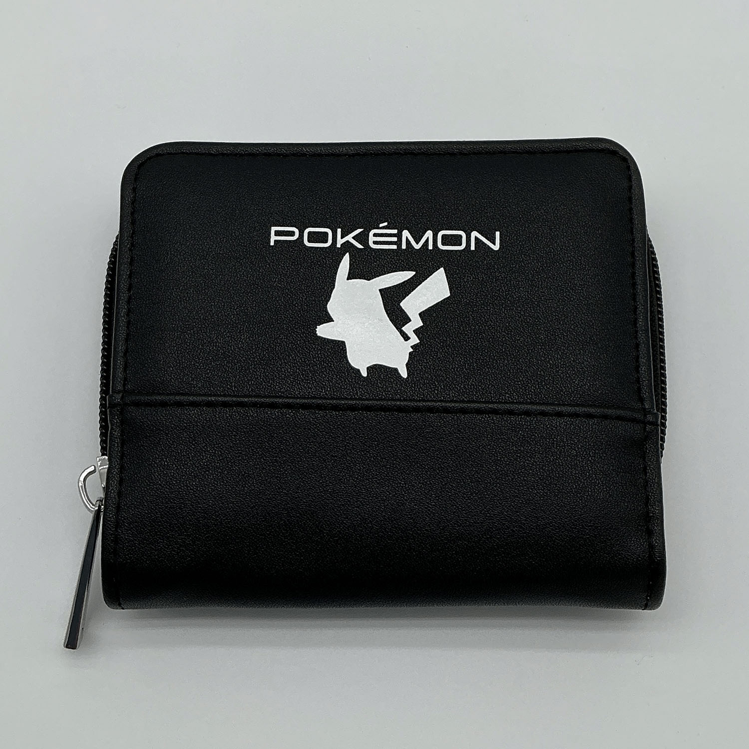 ポケットモンスター 二つ折りウォレット クロ／ピカチュウ