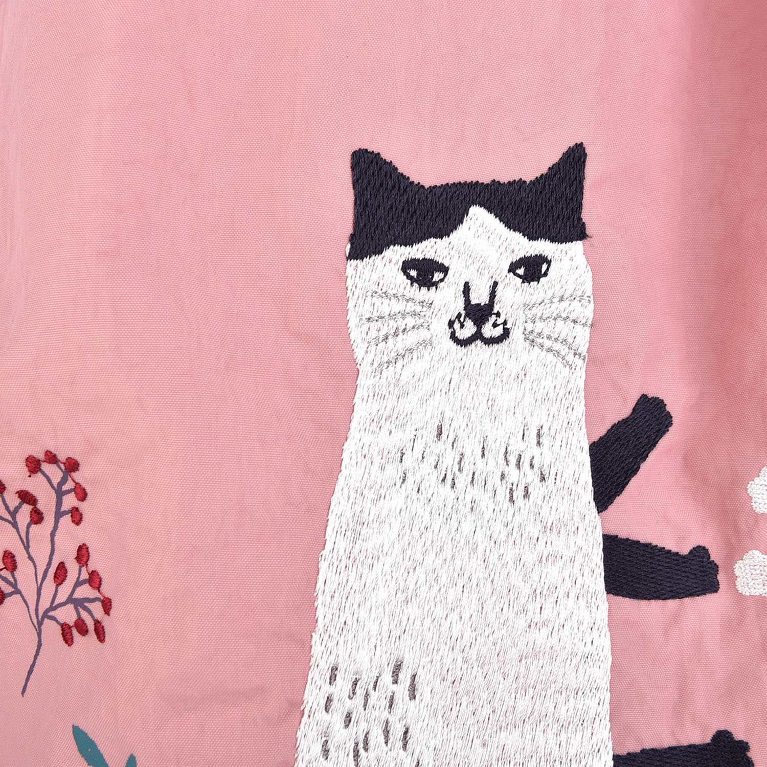 撥水加工刺繍ワッシャーバッグ L なごなごさん柄 - 画像17