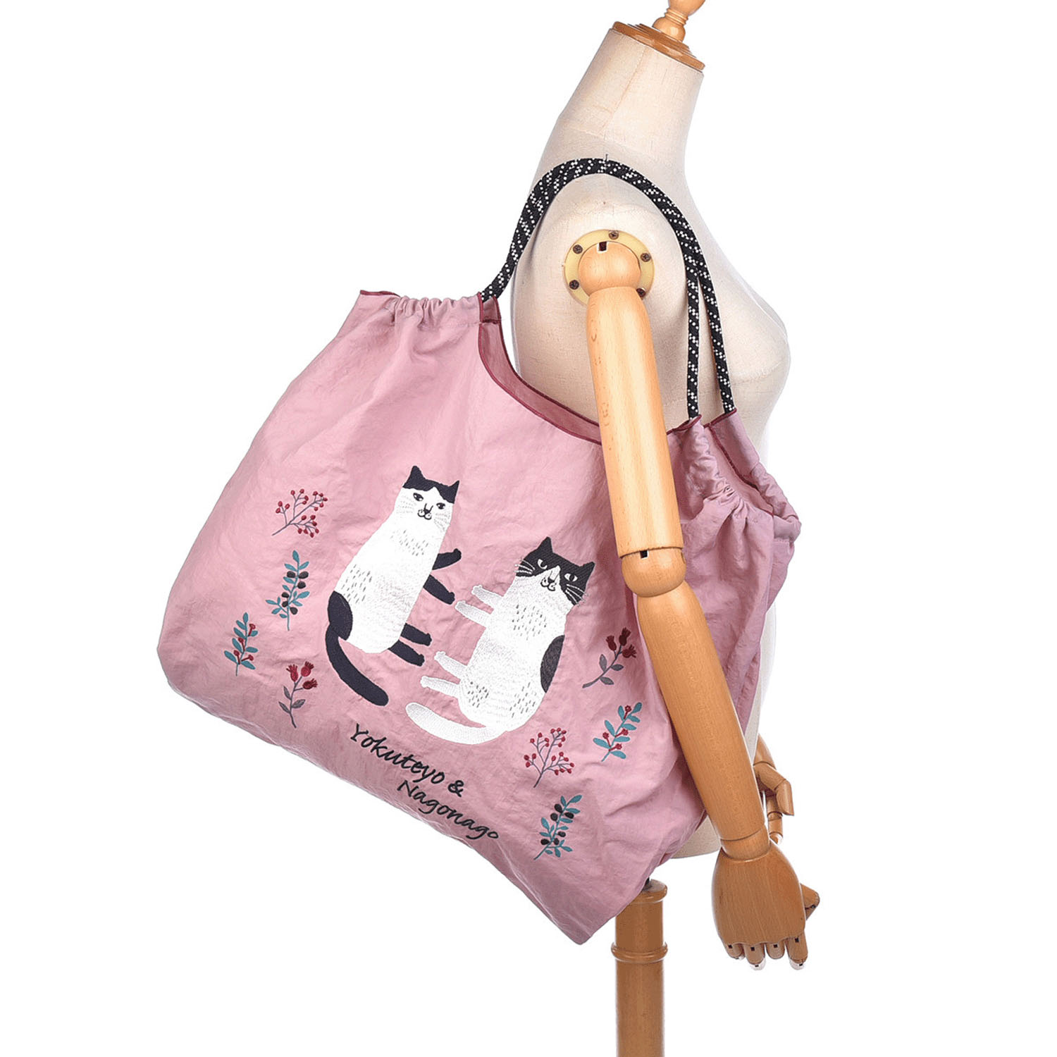 撥水加工刺繍ワッシャーバッグ L なごなごさん柄 - 画像23