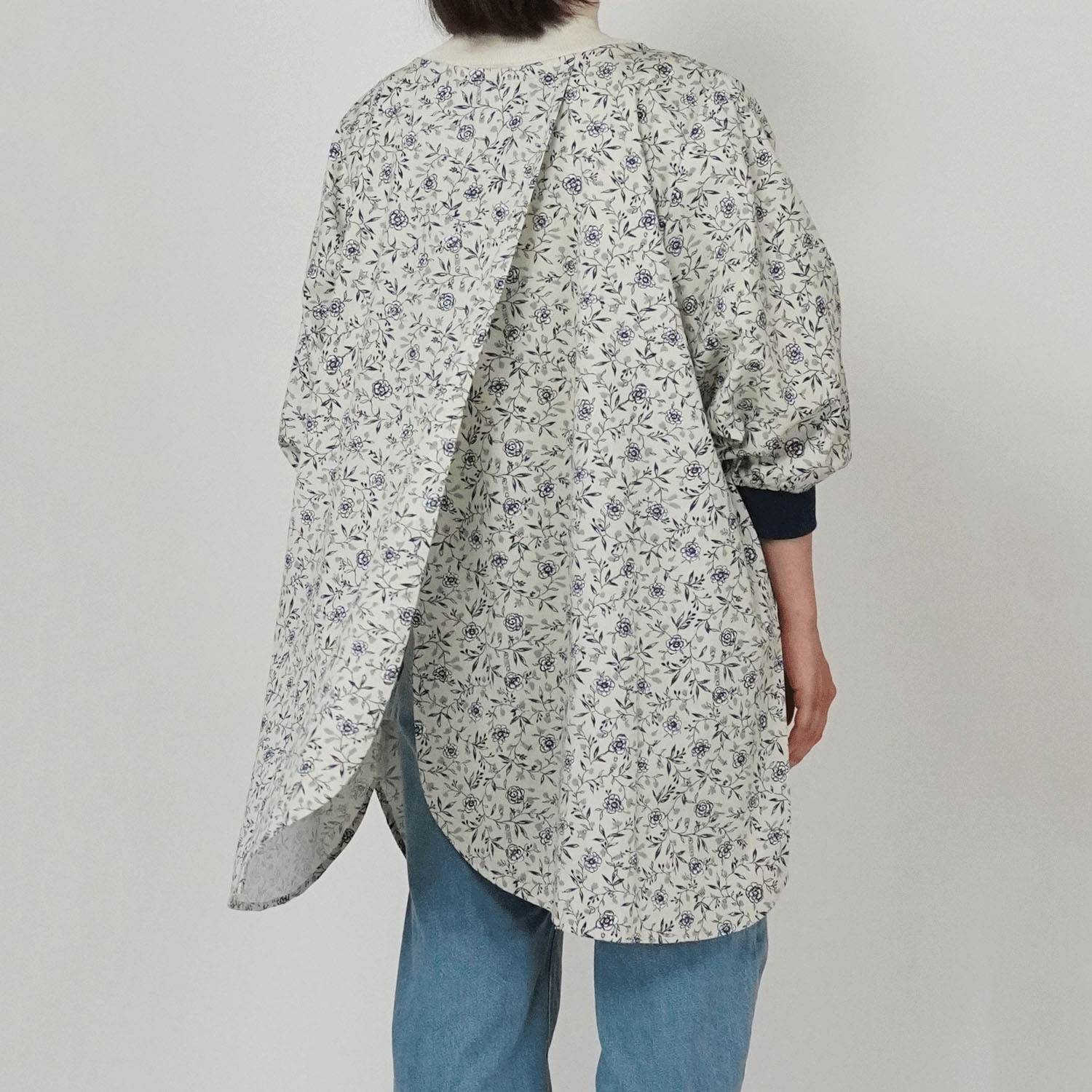 リーテンブローマ 花びらリブ袖かっぽう着