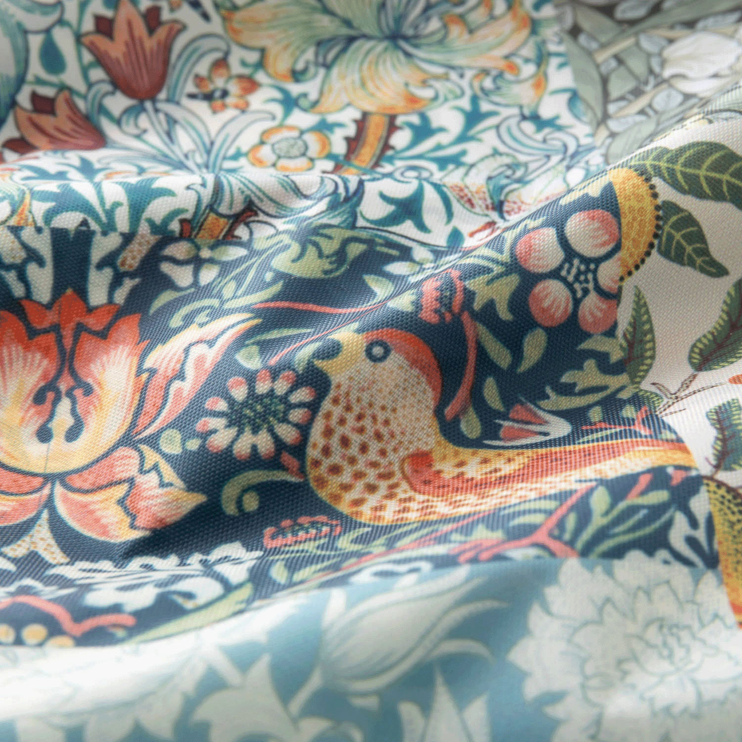 ウィリアムモリス柄 コンパクト収納 エコバッグ パッチワーク - 画像4