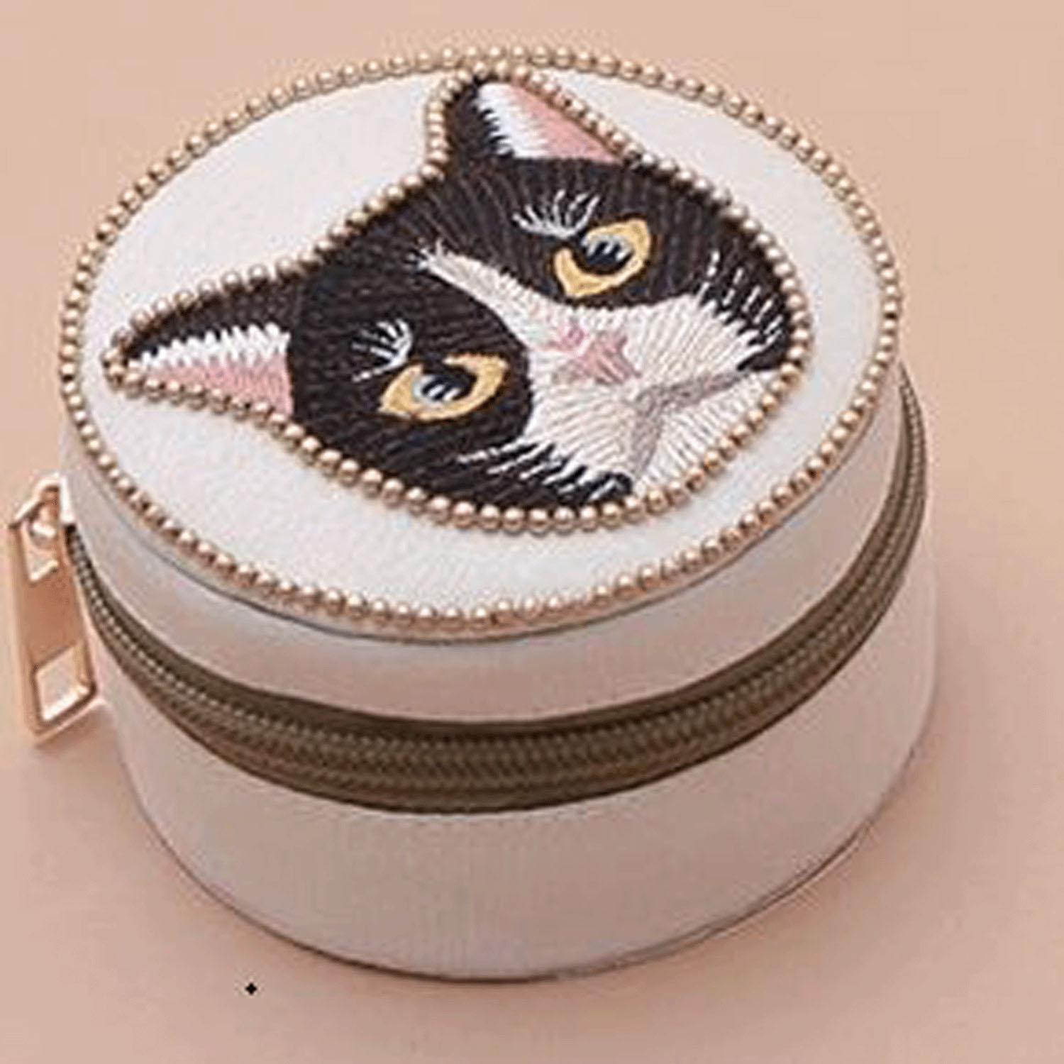 キャット刺繍 ラウンドケース - 画像4