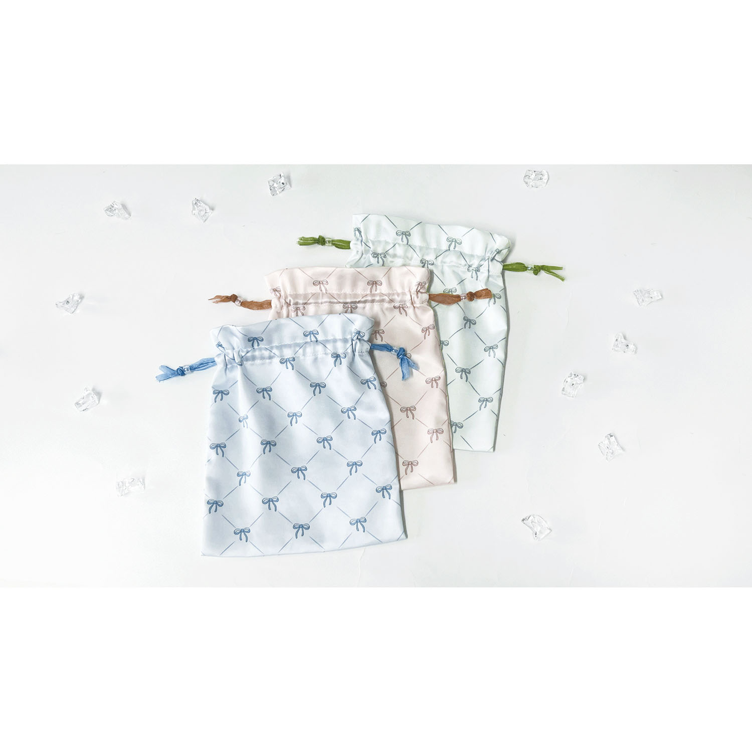 サテン 巾着ポーチ リボン