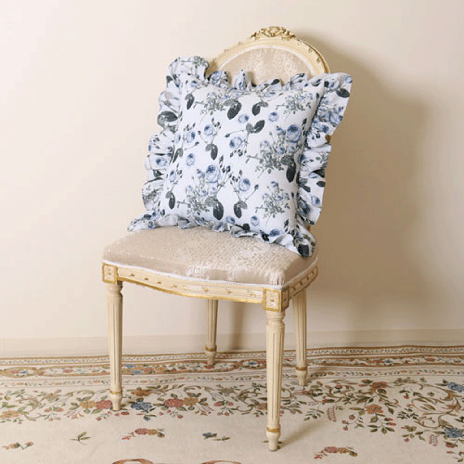 ルドゥーテ ブルーローズ  クッション（中材入り）